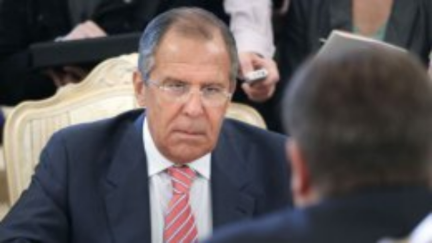 Украинцы должны ездить в Россию по загранпаспортам — глава МИД РФ