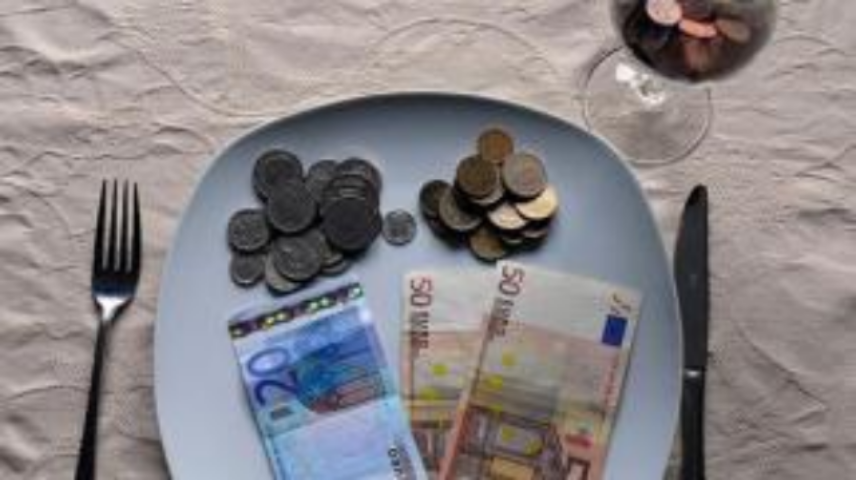 10 привычек приводящих к бедности