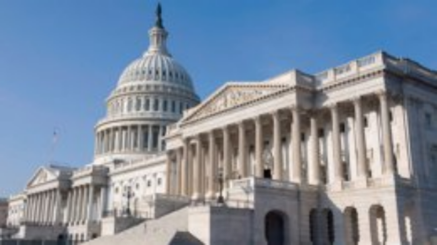 Сенат США возобновил рассмотрение бюджета