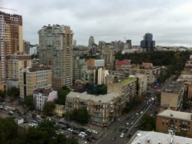 Как в Украине купить залоговое жилье и не попасть в ловушку