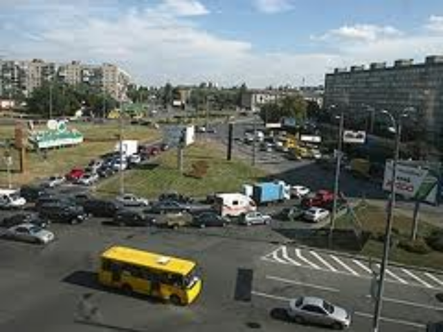 Ленинградскую площадь в Киеве сделают трехэтажной