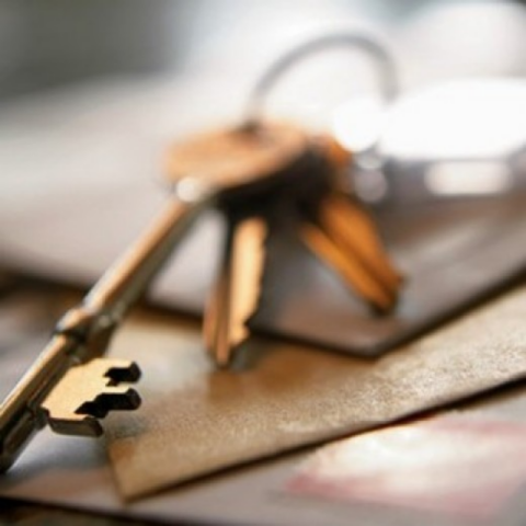 Армейского чиновника обязали заплатить 1,5 млн. грн. за аферу с квартирами в Евпатории