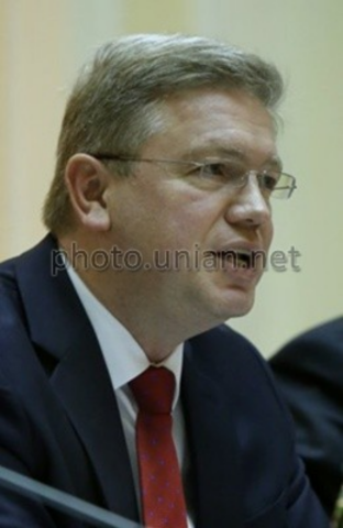 Евросоюз обещает Украине финпомощь и поддержу в переговорах с МВФ