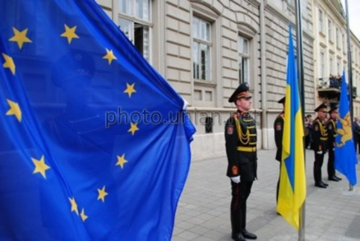 Ратификация ассоциации Украины с ЕС может состояться в марте-апреле 2014 года 