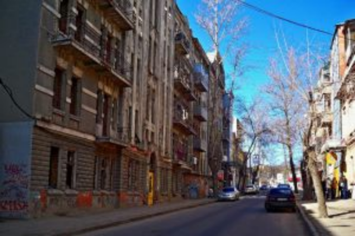 Аварийное здание в центре Харькова передумали приводить в порядок