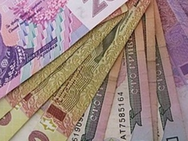Банки снизили комисии на безналичные расчеты