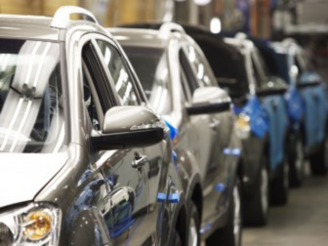 Летом Украина импортировала более 100 тыс. автомобилей стоимостью 1,2 млрд долларов