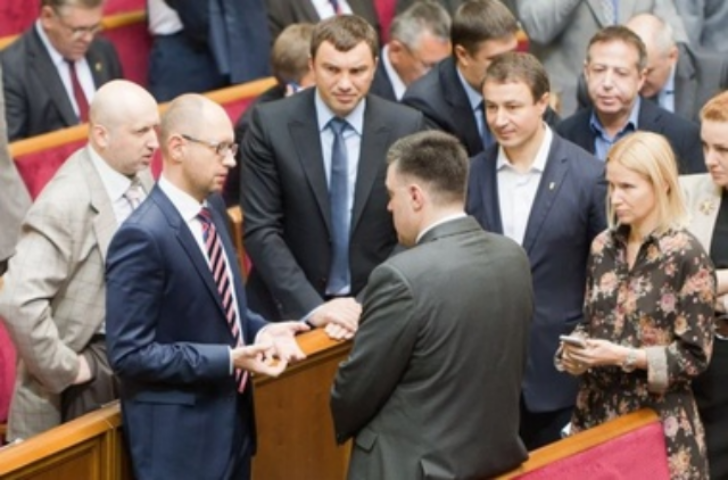 Три сценария выборов президента Украины: комментарии политологов