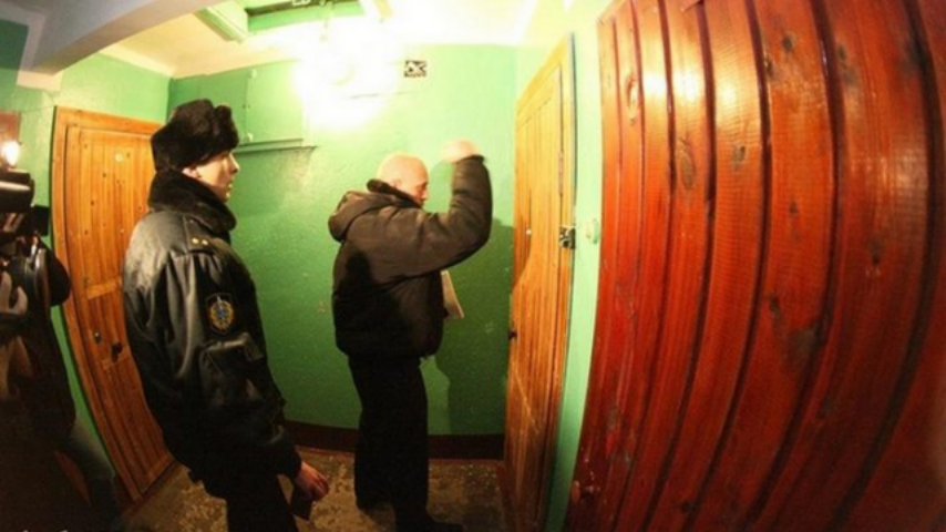 Отъем жилья украинцев за придуманные долги...