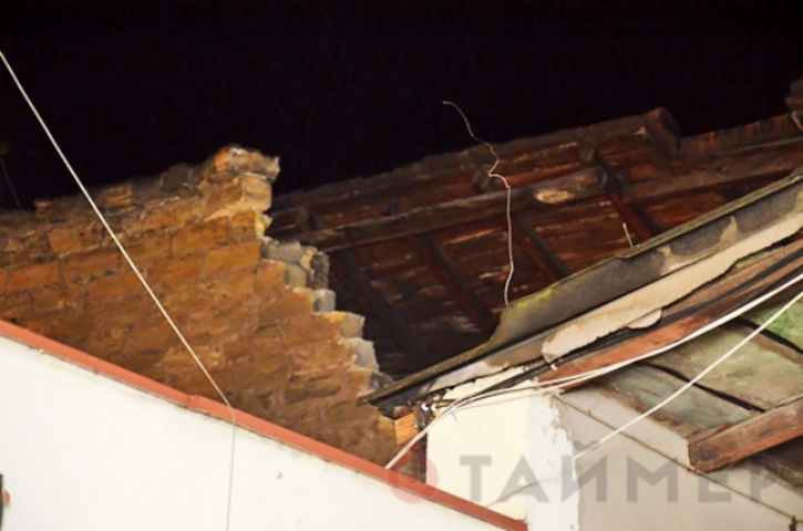 Прокуратура заинтересовалась обрушением на Молдаванке: пострадал человек. Фото