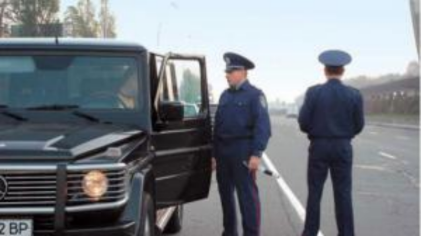 ГАИ снова предлагает "взвинтить" штрафы