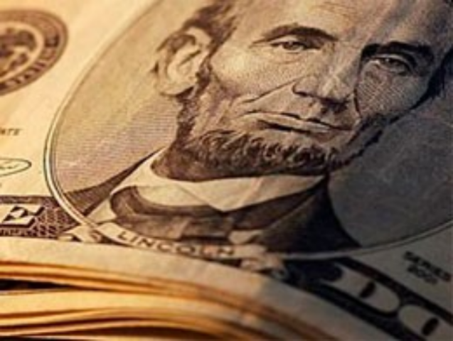 Банкиры не ожидают роста курса доллара