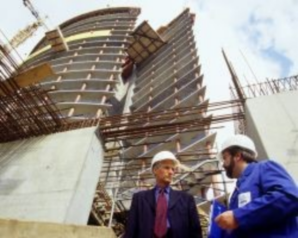 Жители Позняков готовы объявить войну застройщику на примере Троещины