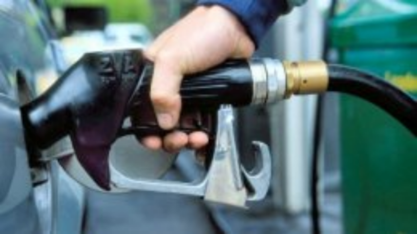 Минторговли предлагает продлить стандарт бензина Евро-3 до 2015 года
