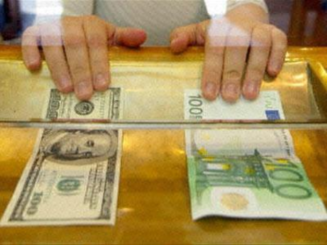 Банкиры поддержали упрощение процедуры покупки населением валюты у банков