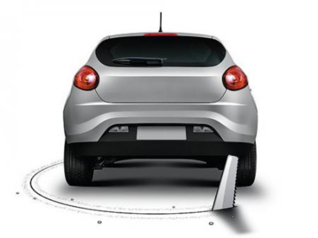 Украинцев обязали уплачивать дополнительно 5,5 тыс. за иностранное авто