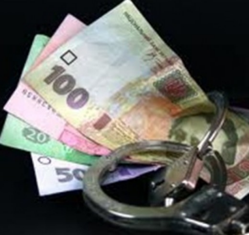 Земельного чиновника задержали в Крыму на взятке в 8 тыс. грн. 