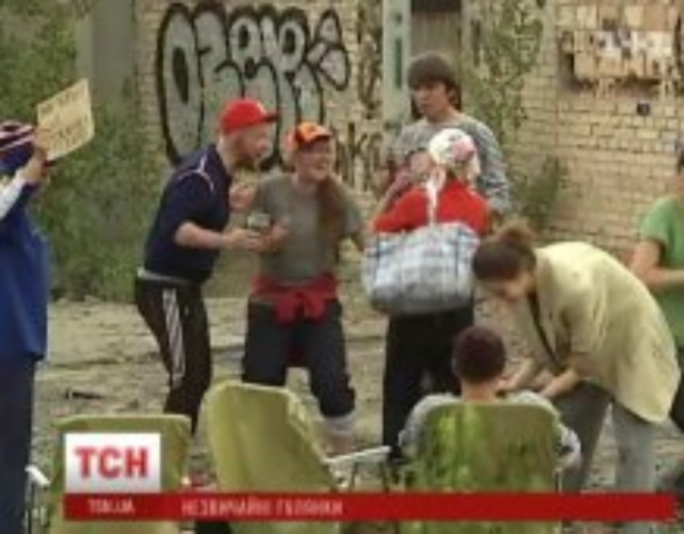 Киевлян охватила новая мода: праздновать свадьбы и дни рождения на элитных "бомж-пати"
