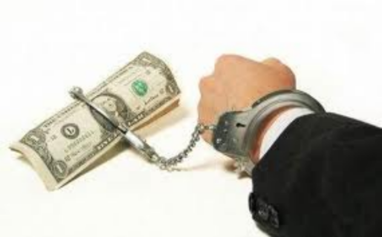 Новые уловки банков: как заставить украинцев брать в долг?