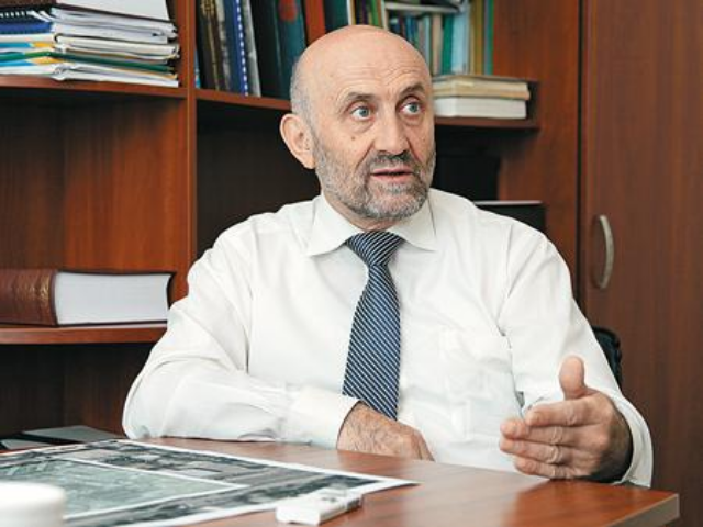 Земельний кадастр може заробляти мільйони