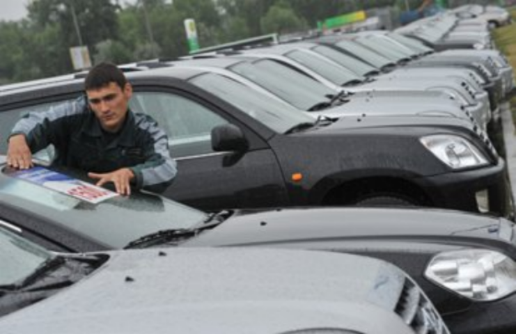 Цена передвижения: сколько придется выложить за иномарки в 2013 году