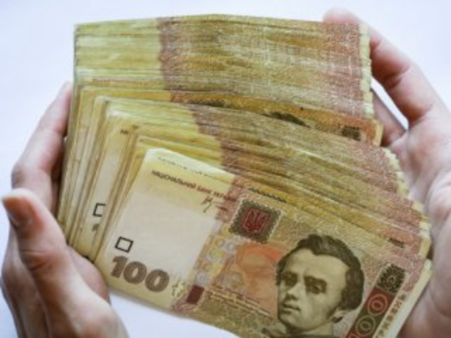 Оборот «теневых» зарплат в Украине составляет 150 млрд гривен