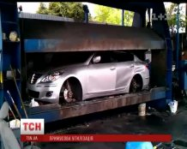 У украинцев собрались отбирать автомобили
