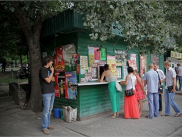 Кофе в уличных фаст-фудах готовят на воде из поливочного шланга
