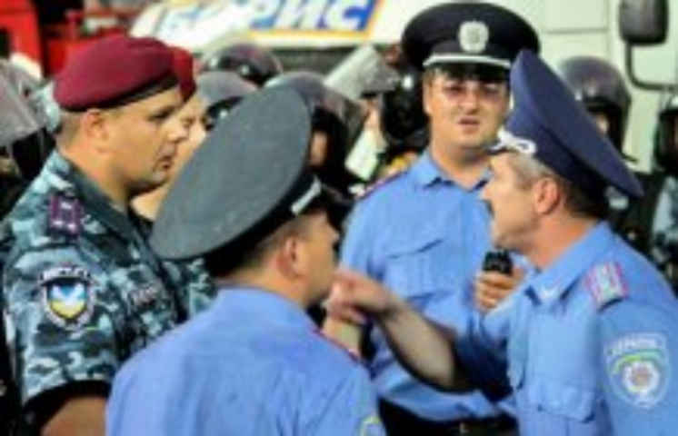 Перезагрузка милиции в Украине: разогнать нельзя реформировать