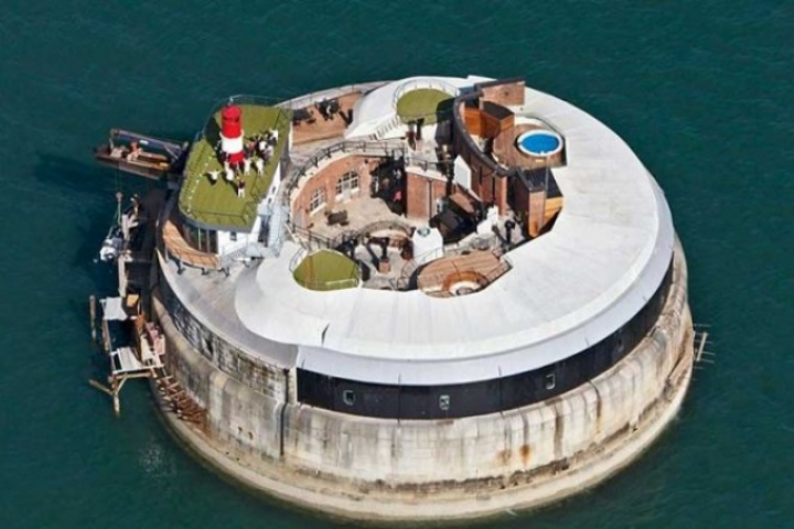Spitbank Fort — роскошный отель в стенах старинного морского форта. Фото