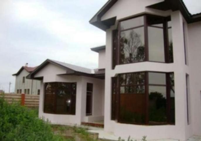 В отличие от квартир: рынок столичных домов остудил ценовой ажиотаж