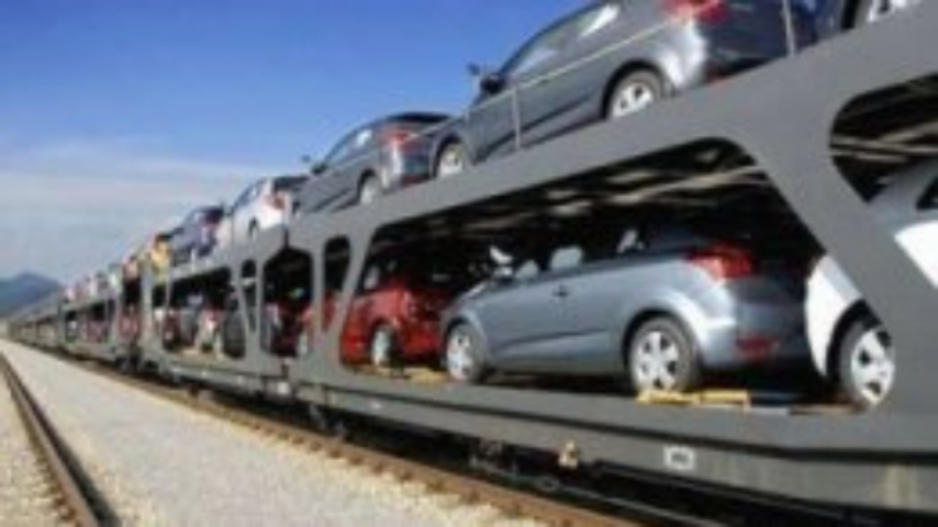 Россия подаст в суд на Украину за спецпошлины на иномарки