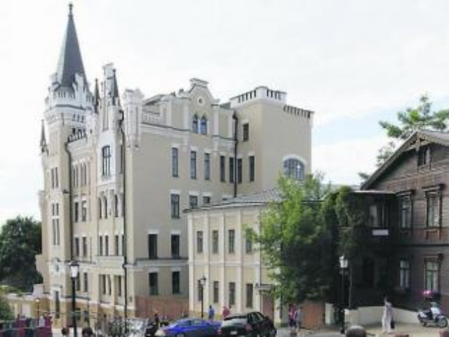 Из замка Ричарда в Киеве сделают доходный дом