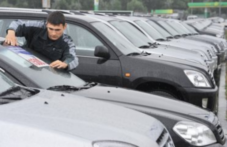 Гонка продолжается: украинцы опустошили склады автомобильных дилеров 