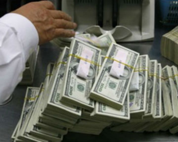 Украина надеется на очередной транш МВФ к концу 2013 года