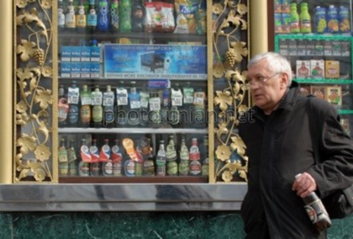 Миндоходов предлагает маркировать пиво акцизными марками