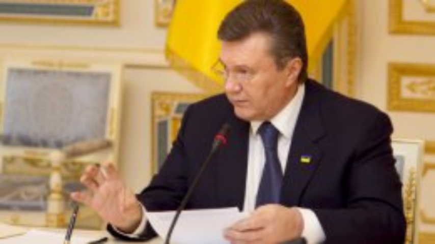 Президент подписал антикоррупционный закон