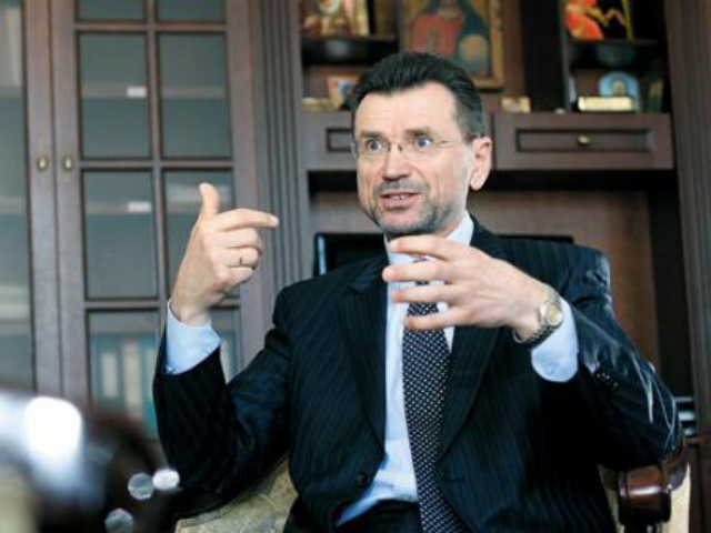 Стабильность гривни уже обошлась в $11 млрд