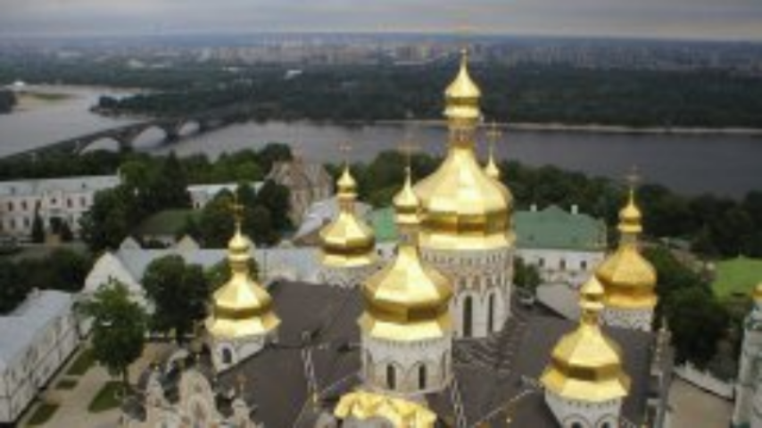 Украинцы верят церкви, журналистам и милиционерам