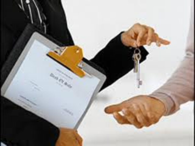 Сделки с недвижимостью принесли предприятиям 454 млн грн прибыли