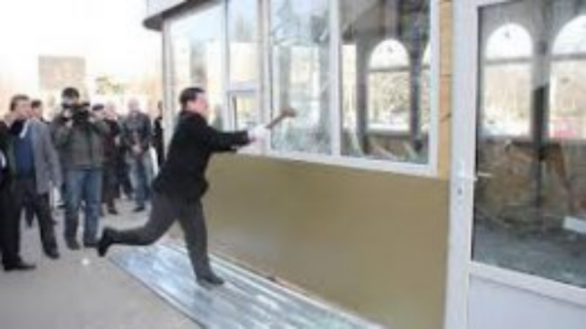 Мэр Одессы: всё, что можно было на этой стройке разгромить, мы разгромили. Фото