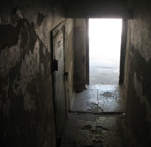 Горсовет Ялты выделил 500 тыс. грн. на покупку квартиры жильцам аварийного дома 