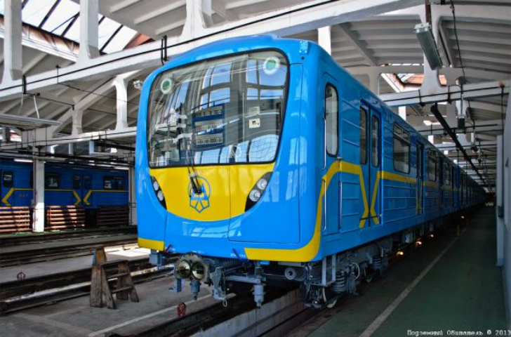 В метро Киева появятся похожие на космические корабли поезда. Фото