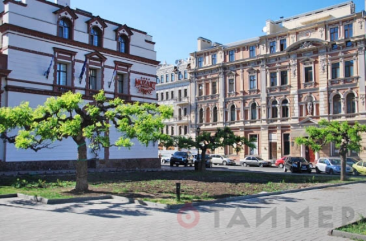 Театральная площадь восстановлена. Фото