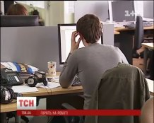 Украинцы "сгорают" на работе