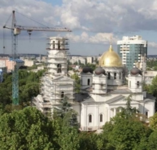 Со стройки собора в Симферополе убрали аварийный кран 