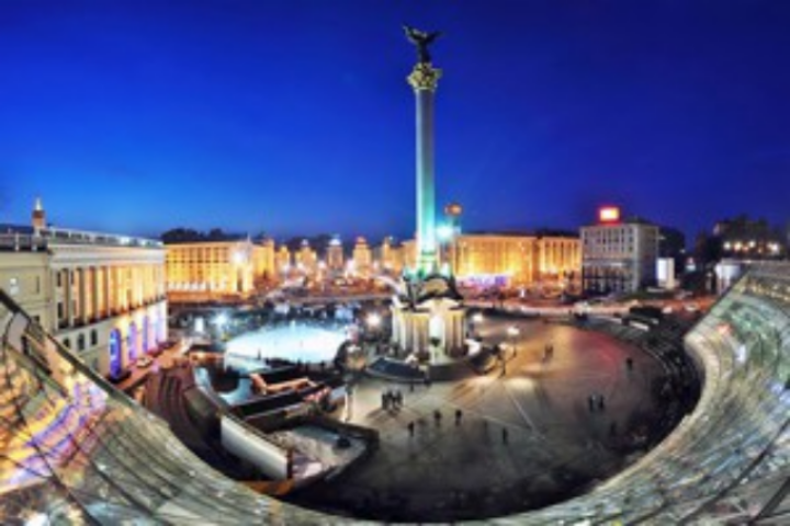 Ищем цены на метры около 40 тысяч рублей. Находим в …Киеве! Столица без суеты с европейским акцентом