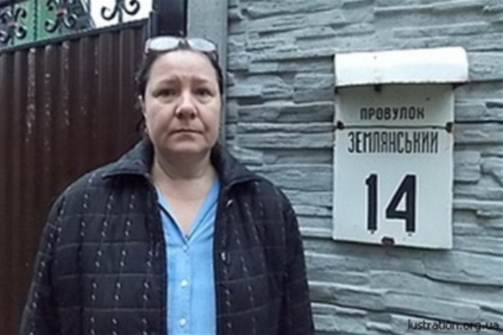 Отселение учительницы Н.Москаленко из квартиры ее отчима почти завершено