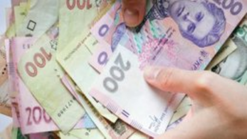 К чему может привести гибкий валютный курс гривни
