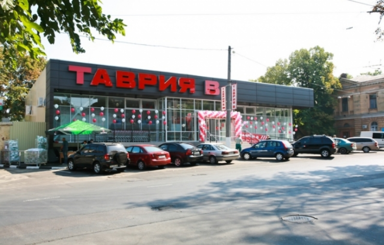 Землю под «Таврией» в Валиховском переулке пока оставили городу